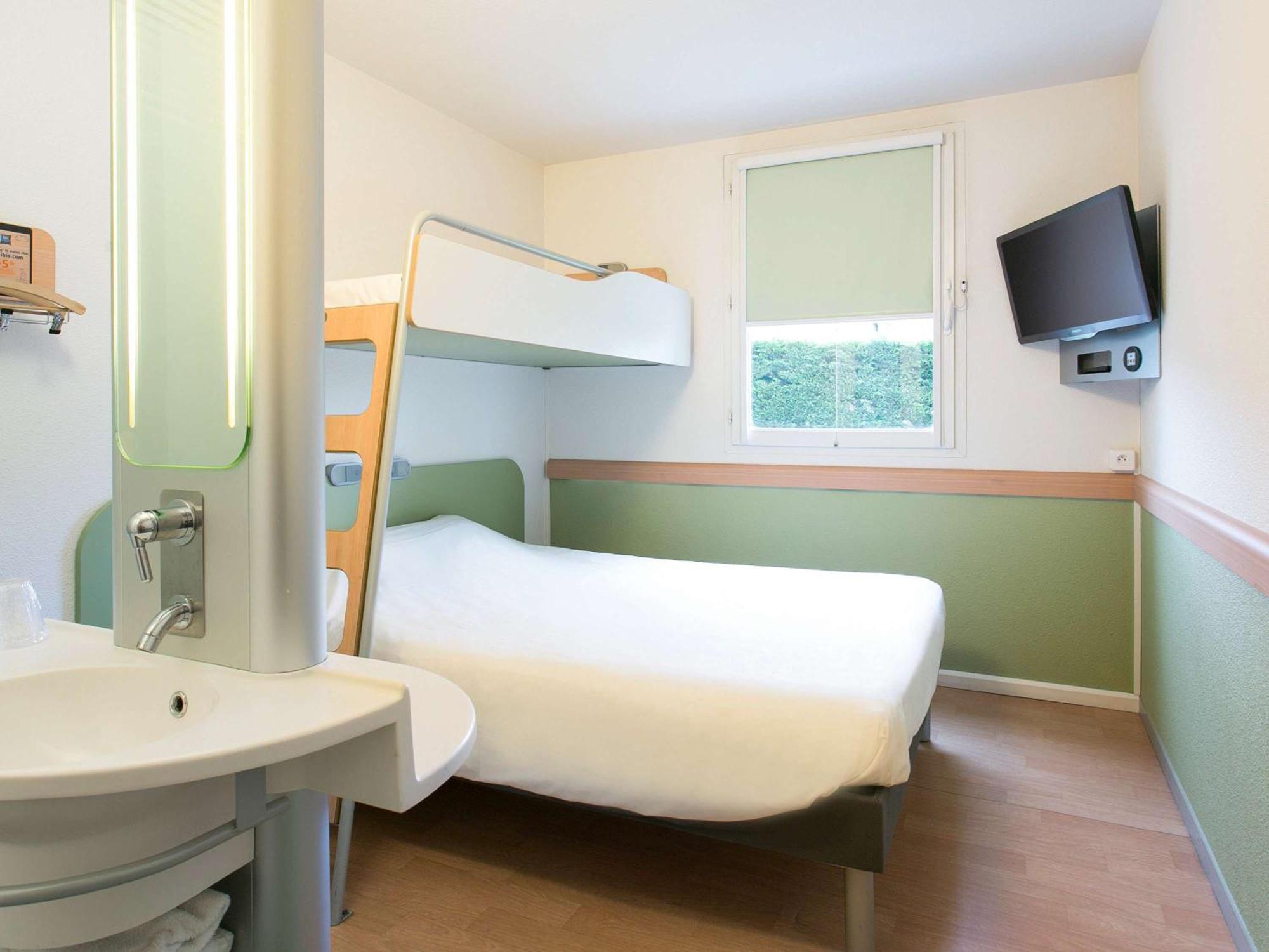 Ibis Budget Bordeaux Aeroport Merignac  Exterior photo