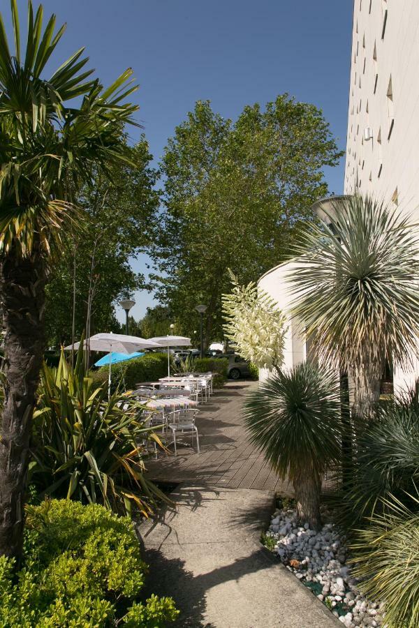 Ibis Budget Bordeaux Aeroport Merignac  Exterior photo